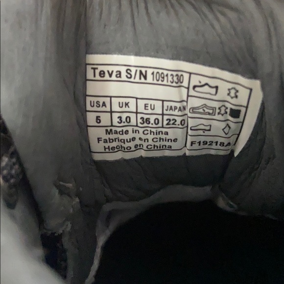 NWOT women's ahnu montara iii fg event waterproof - Picture 8 of 8